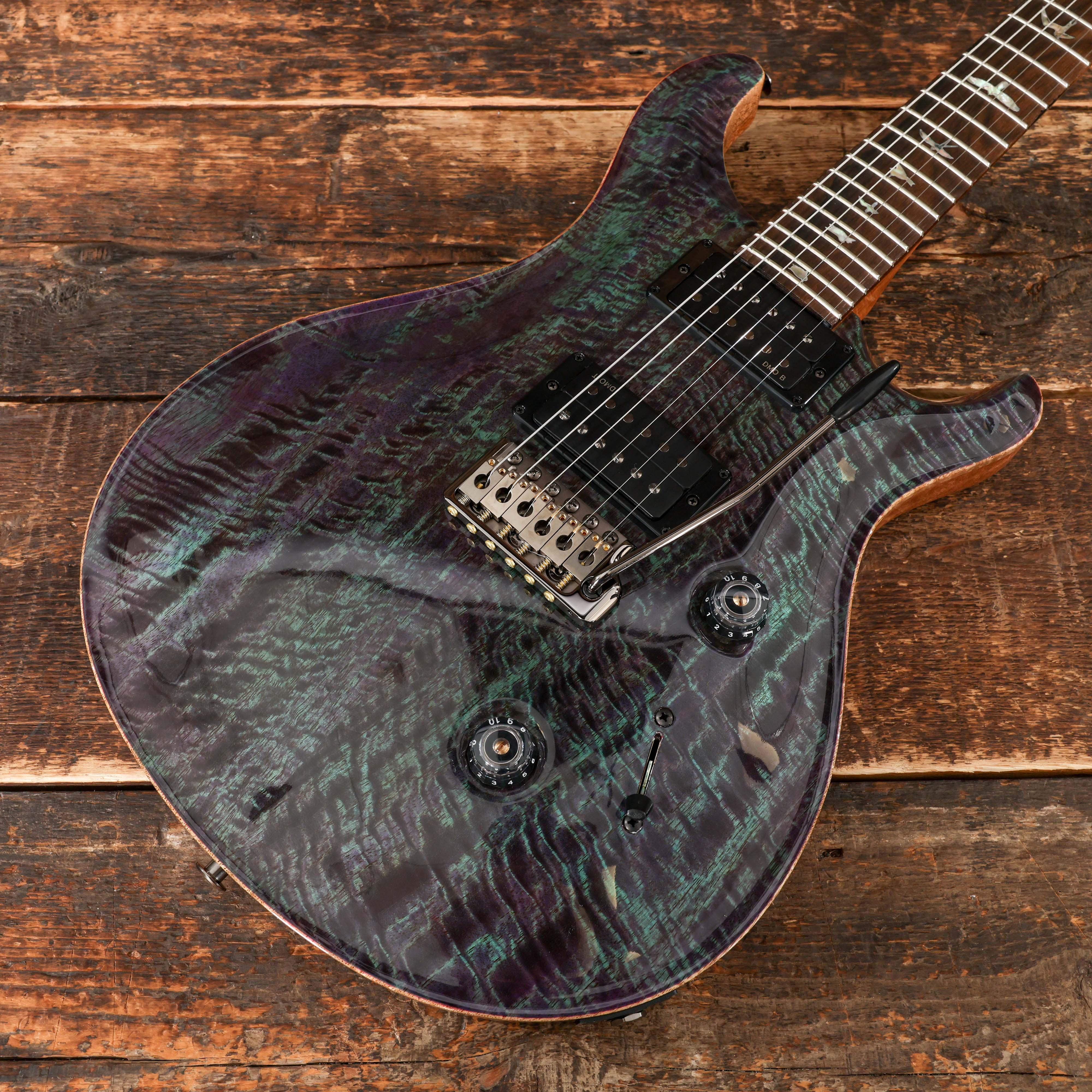 PRS Limited Edition Custom 24 Mango Top Electric Guitar in Violet